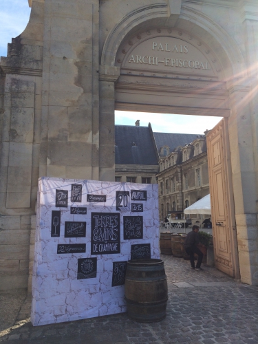 terres et vins de champagne,reims,palais du tau,origines champagne