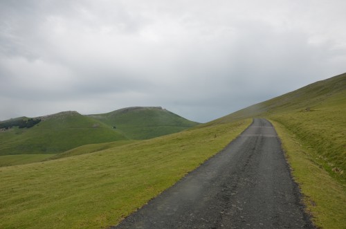 pays basque,saint-jean-pied-de-port,domaine bordatto,txalaparta,lur uméa,pierre oteiza,les aldudes,jaxu,irouléguy